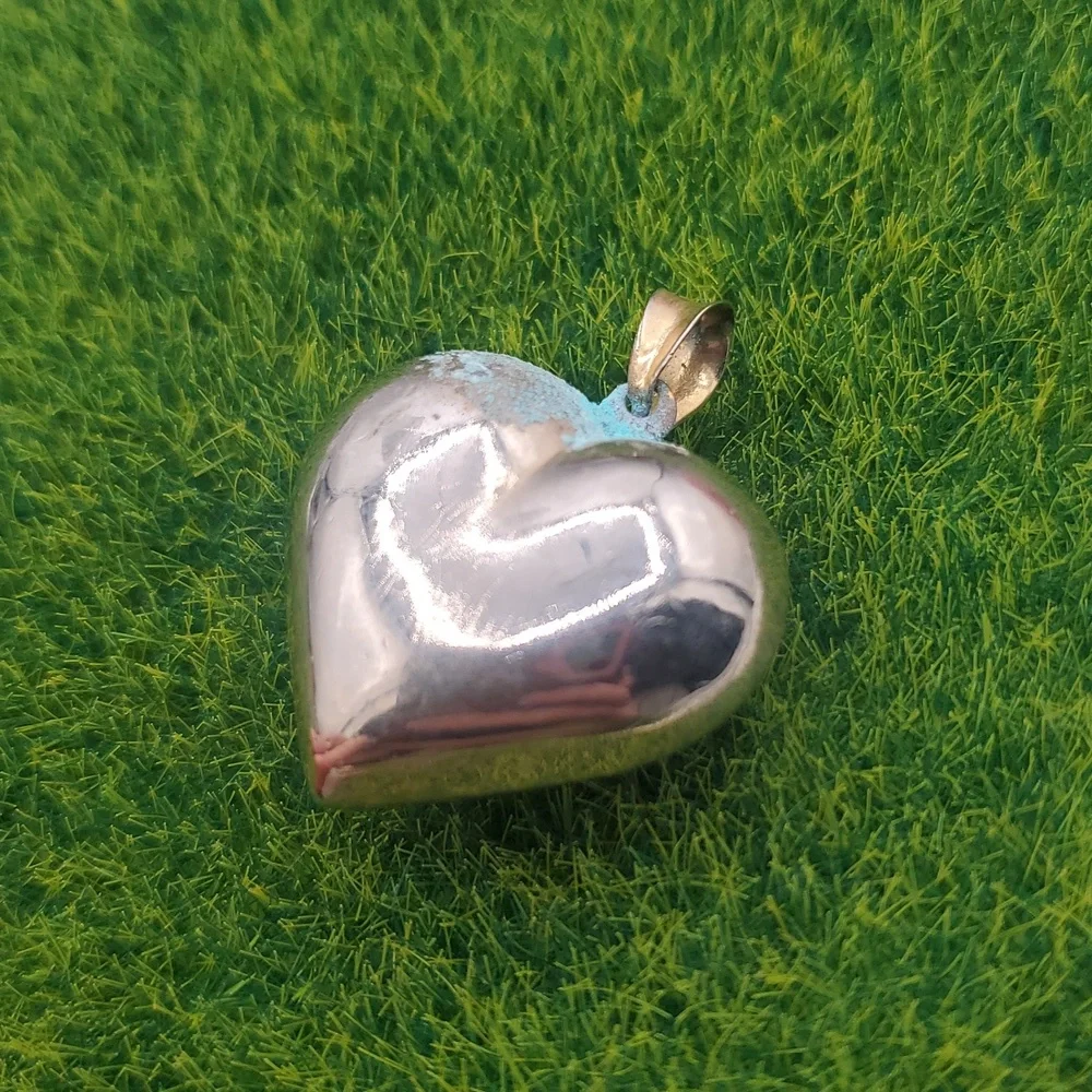 Silver Tone Heart Pendant P338